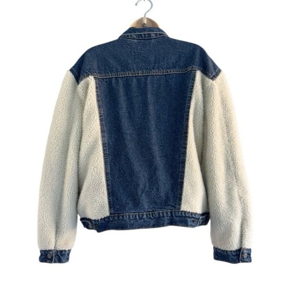 Levi’s Women's Sz L Pieced Sherpa Ex-Boyfriend Blue Trucker Jacket - Picture 4 of 15